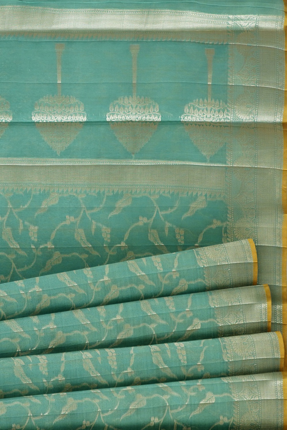 sri kumaran stores chentheri cotton saree sky blue saree with silver and yellow border 5