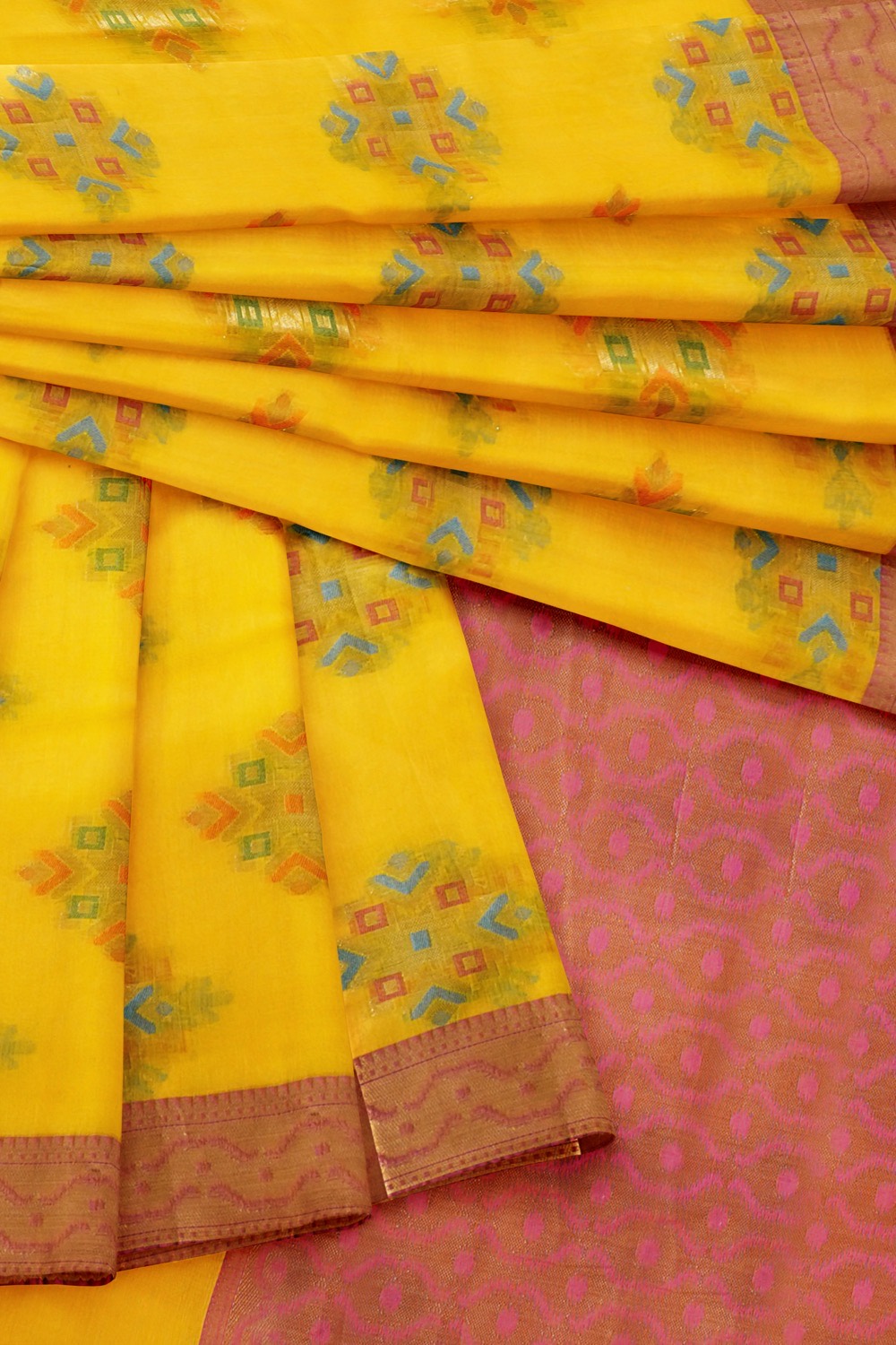 sri kumaran stores chentheri cotton saree yellow saree with dark pink border 4