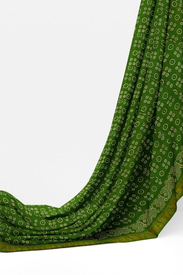 sri kumaran stores chungudi cotton saree grass green saree with zari border 320221213