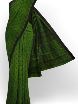 sri kumaran stores chungudi cotton saree leaf green saree with black border 120221213