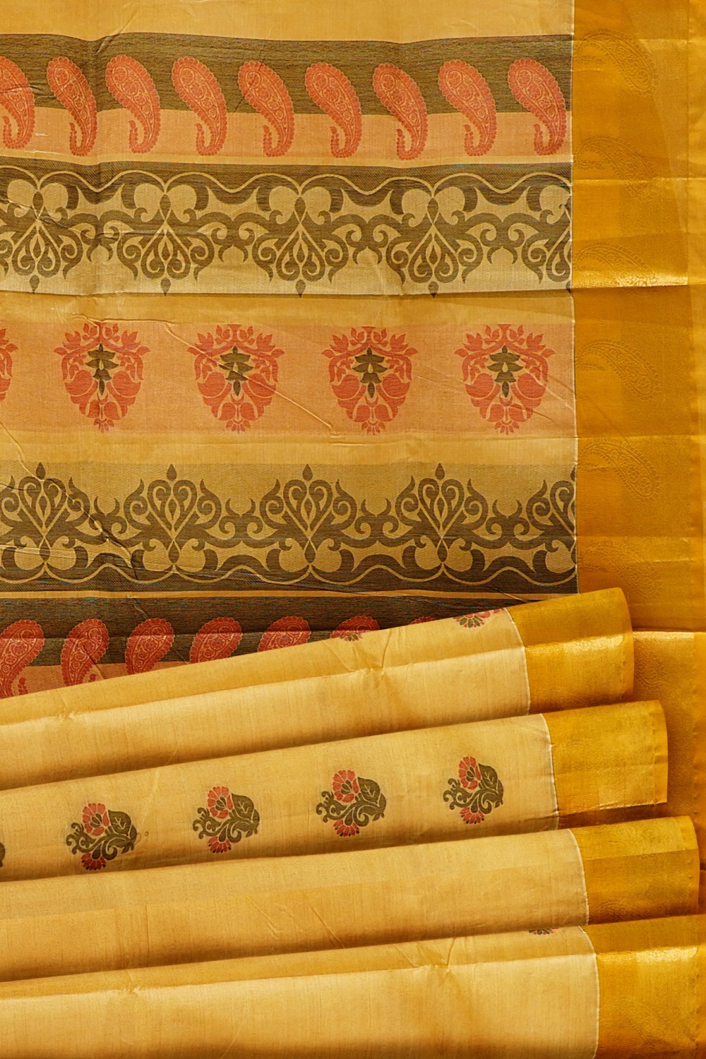 sri kumaran stores kora cotton saree golden saree with golden border 5