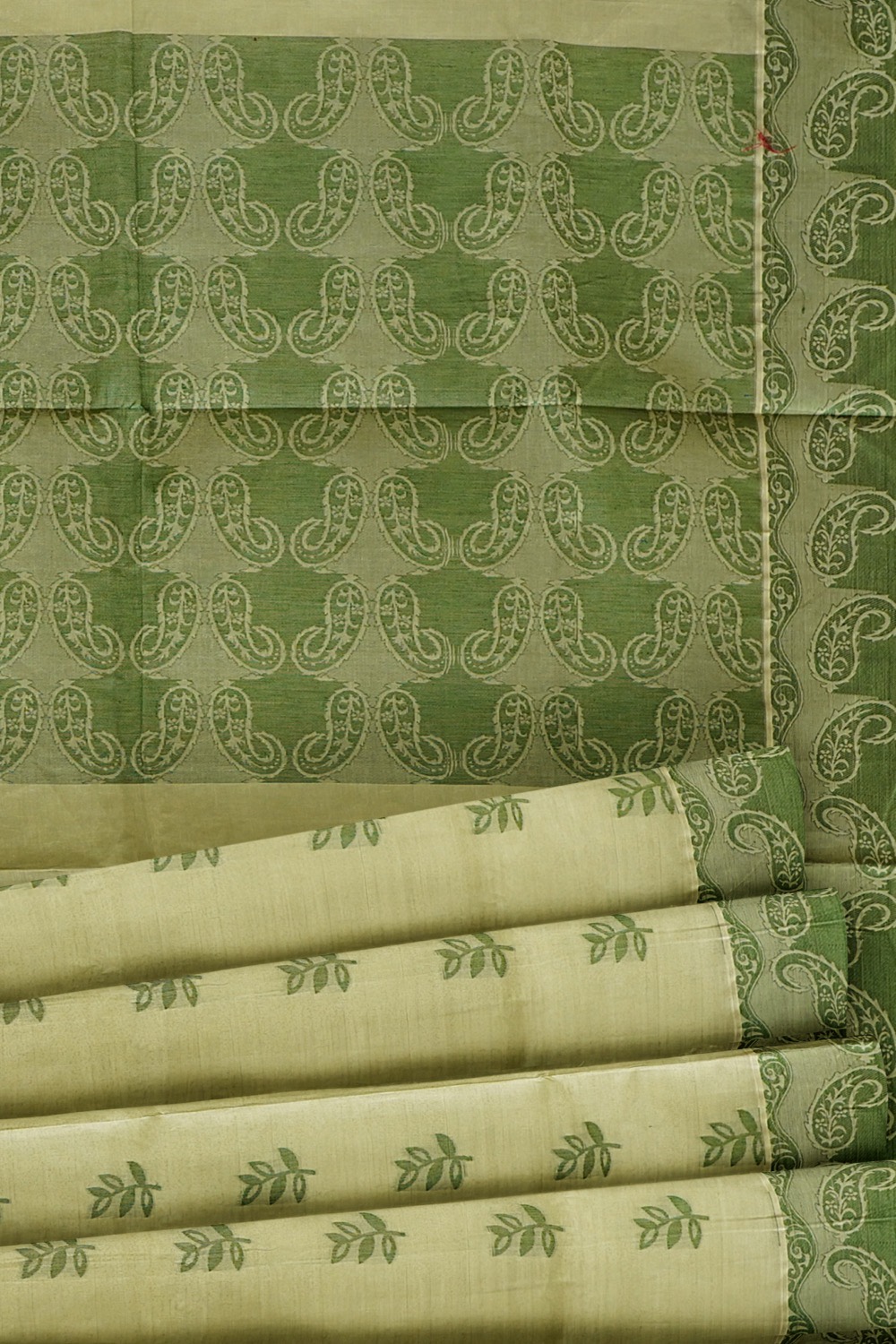 sri kumaran stores kora cotton saree half white saree with green border 5