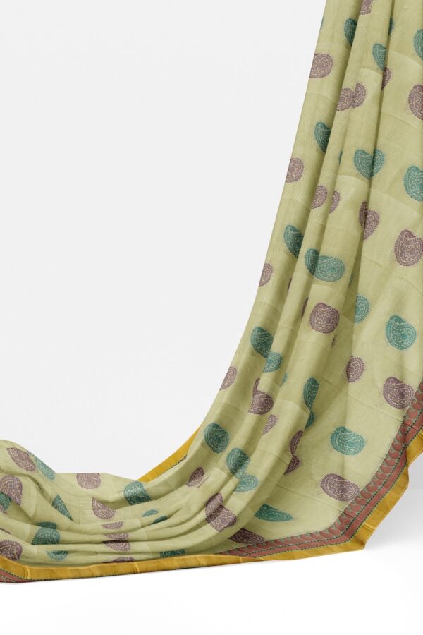 sri kumaran stores kora cotton saree half white saree with pink and golden border 3
