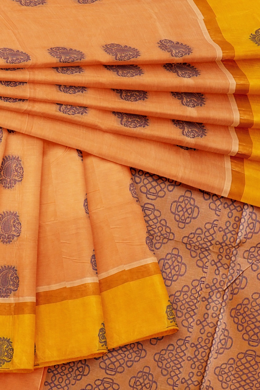sri kumaran stores kora cotton saree light orange saree with golden and yellow border 4