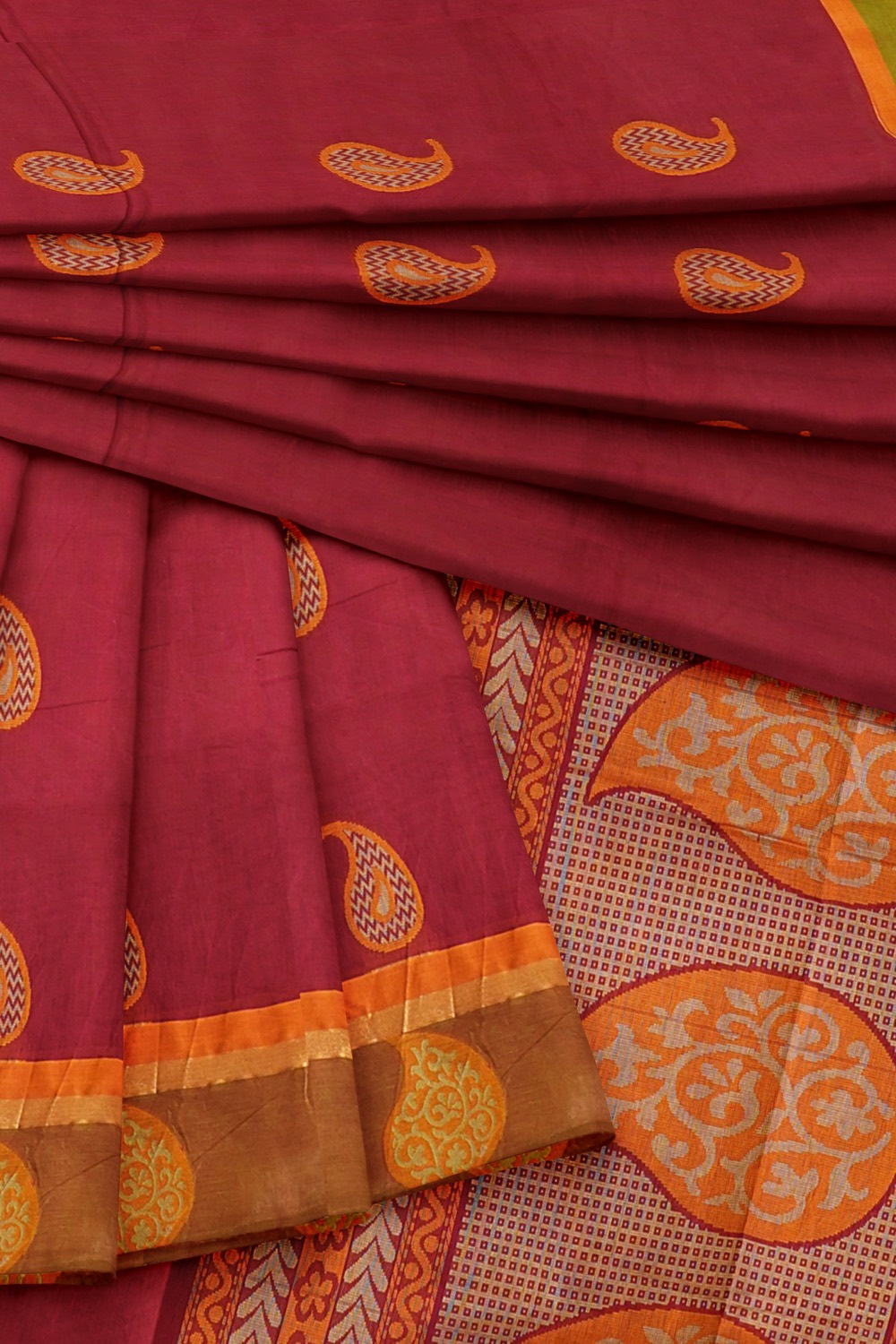 sri kumaran stores kora cotton saree red saree with brown border 4