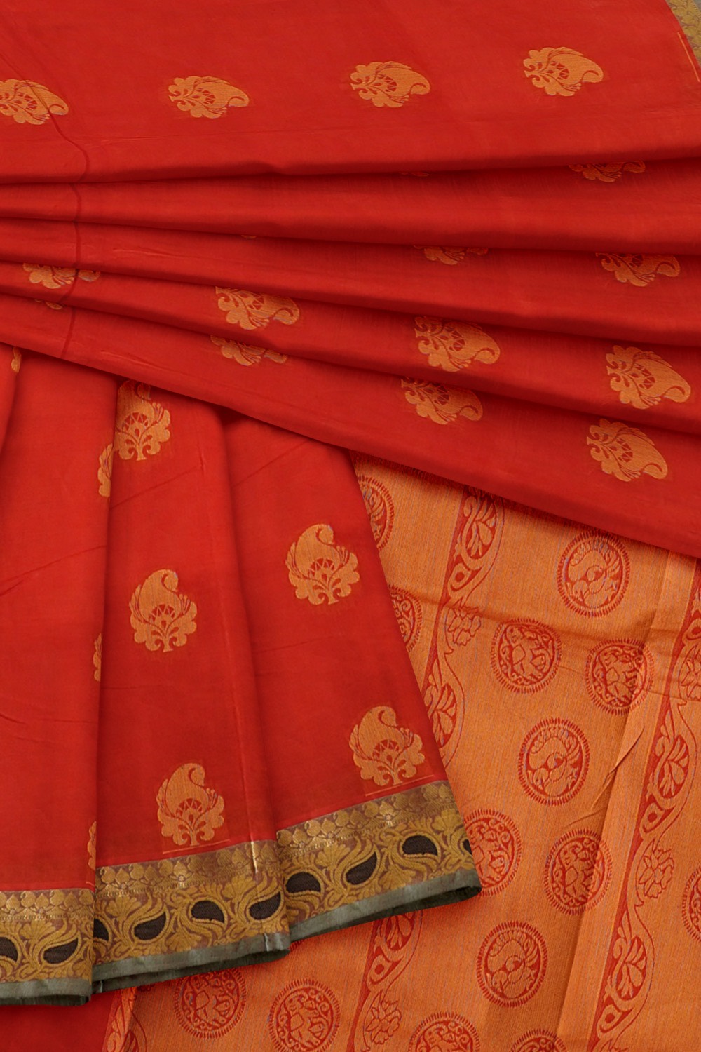 sri kumaran stores kora cotton saree red saree with grey border 4