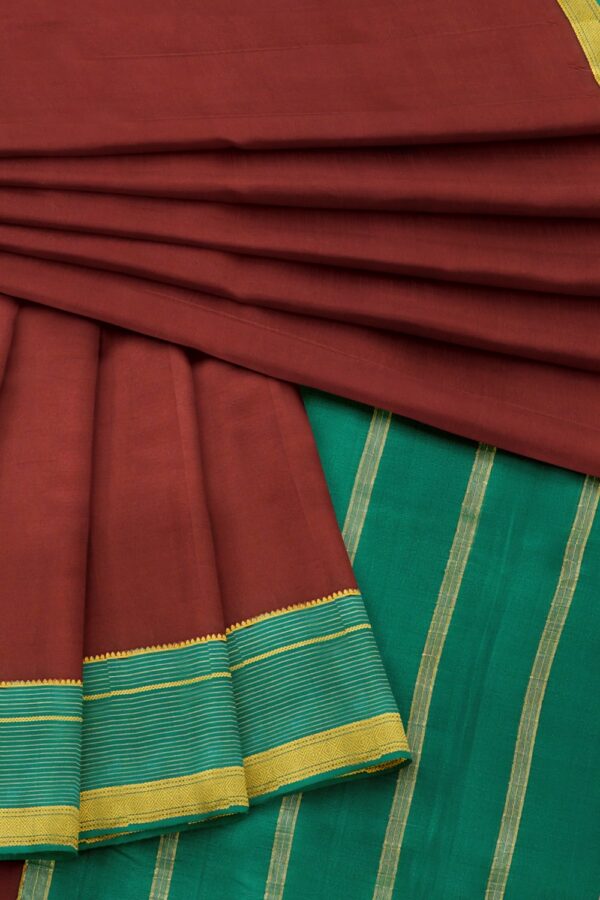 sri kumaran stores mysuru silk saree brown saree with gerulean blue pallu and border 4