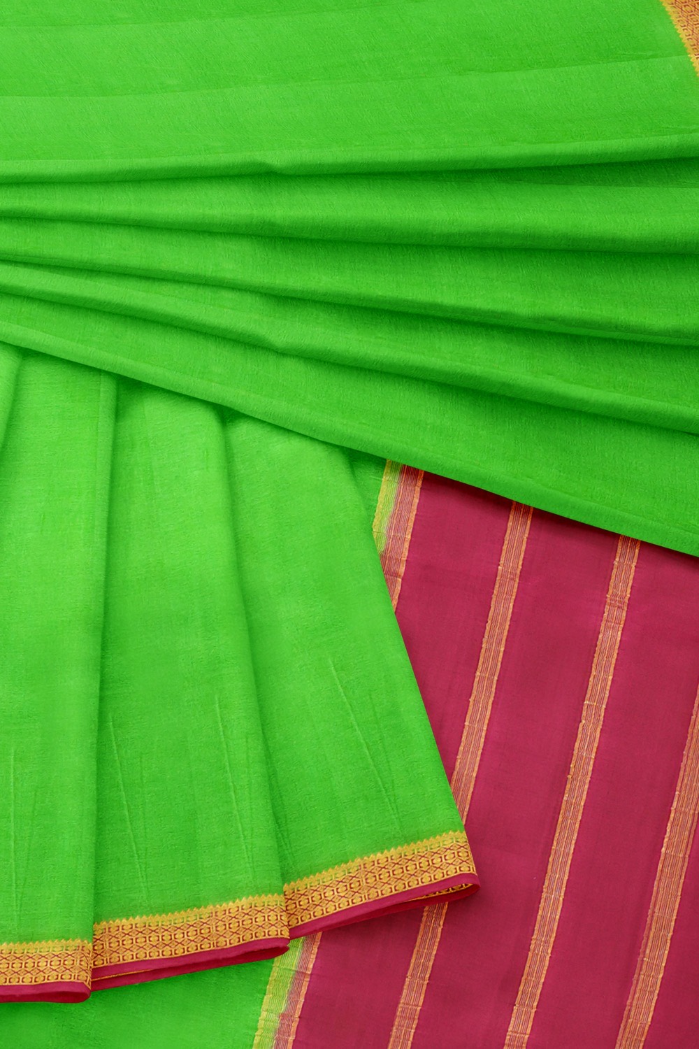 sri kumaran stores mysuru silk saree lawn green saree with medium violetred pallu 4