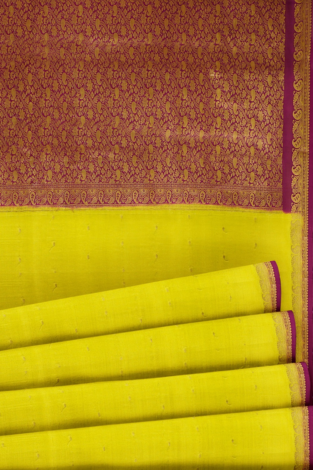 sri kumaran stores mysuru silk saree lime green saree with violet border and pallu 5