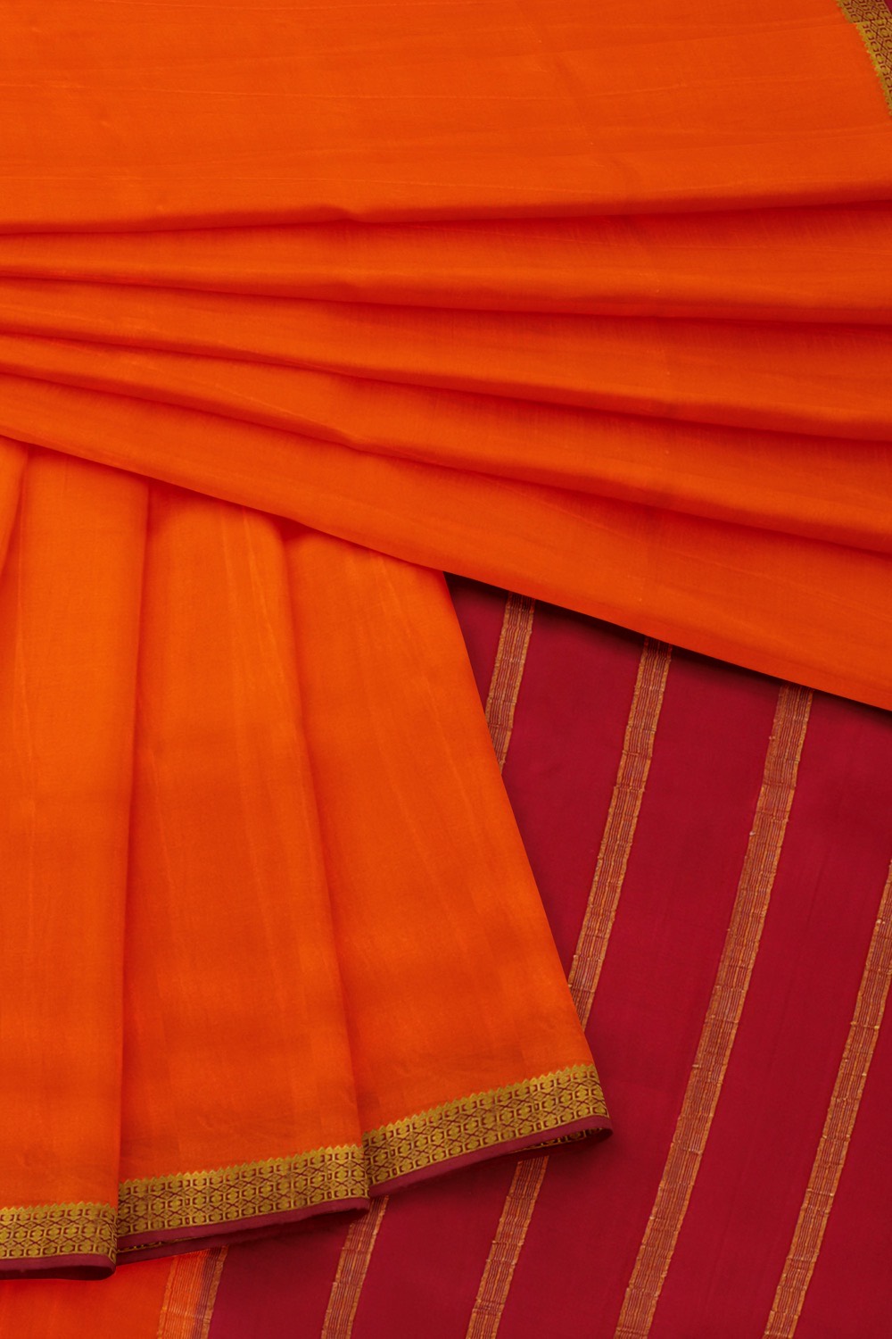 sri kumaran stores mysuru silk saree pumpkin orange plain saree with crimson red border 4