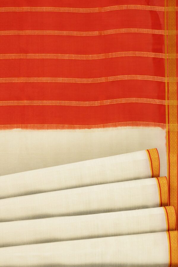 sri kumaran stores mysuru silk saree white saree with chilli red pallu and border 5