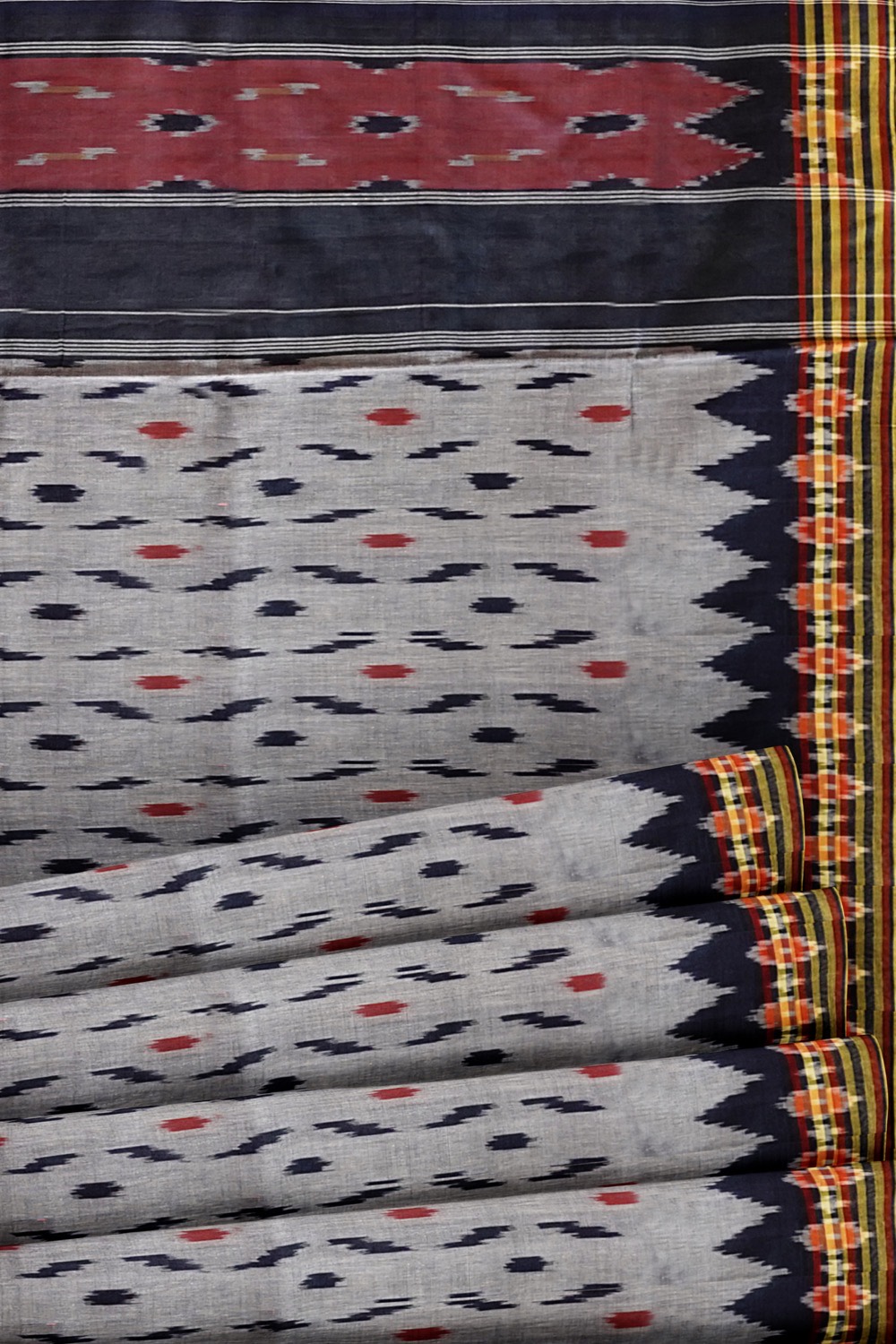 sri kumaran stores pochampalli saree grey saree with dark blue border 5