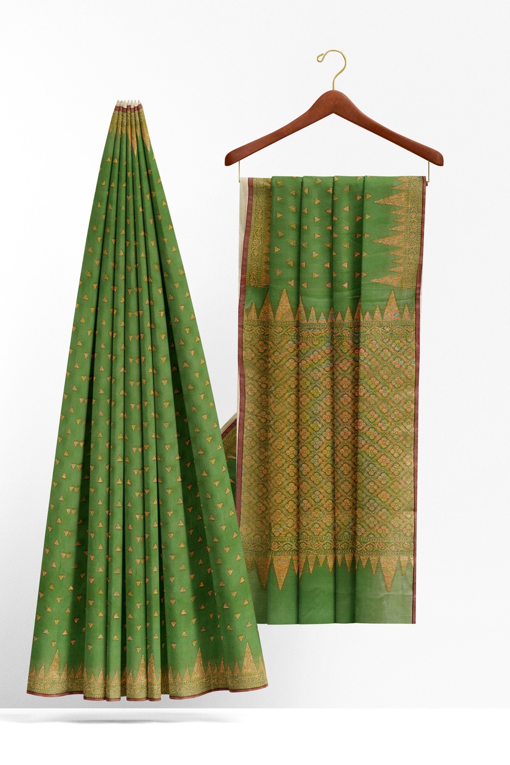sri kumaran stores pure cotton saree jade green saree with golden zari border and pallu 2