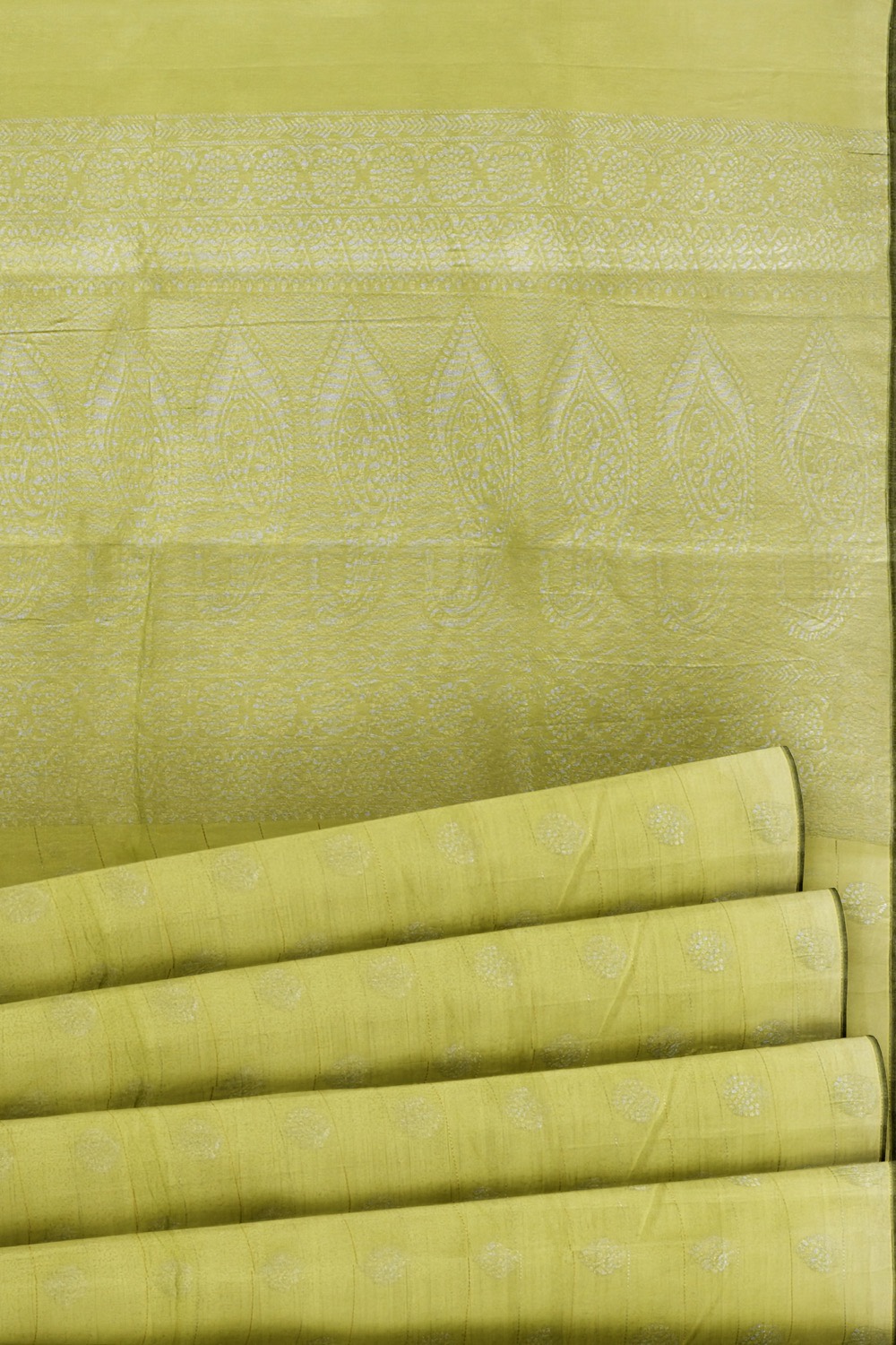 sri kumaran stores pure cotton saree light green saree with silver zari butta and pallu 5