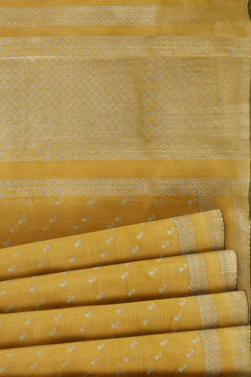 sri kumaran stores pure cotton saree light moss saree with silver zari border and pallu 5