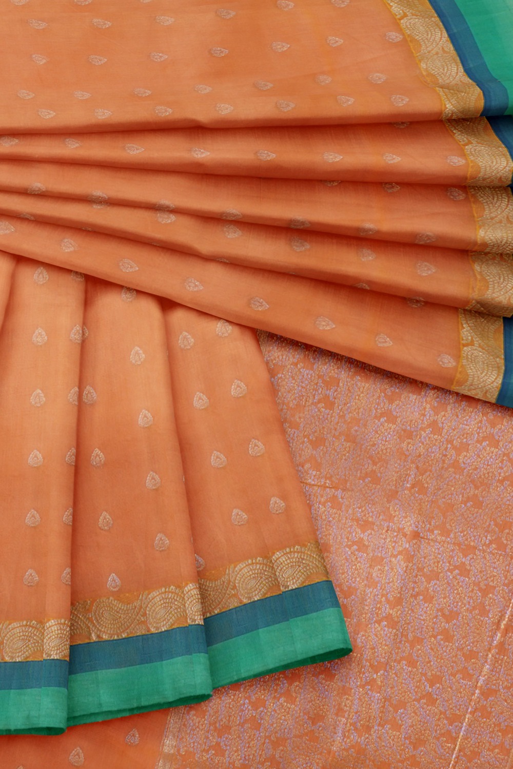 sri kumaran stores pure cotton saree light salmon saree with light and dark blue border 4