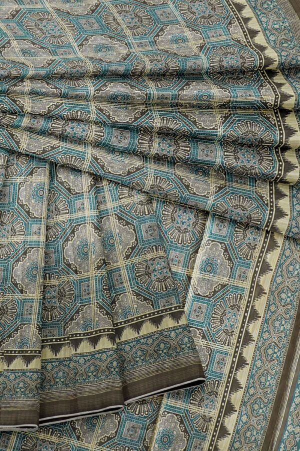 sri kumaran stores chentheri printed saree ash and cerulean blue color intricate design saree 4