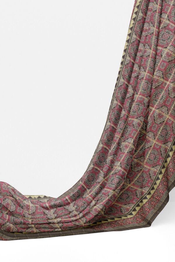 sri kumaran stores chentheri printed saree ash and magenta color intricate design saree 3