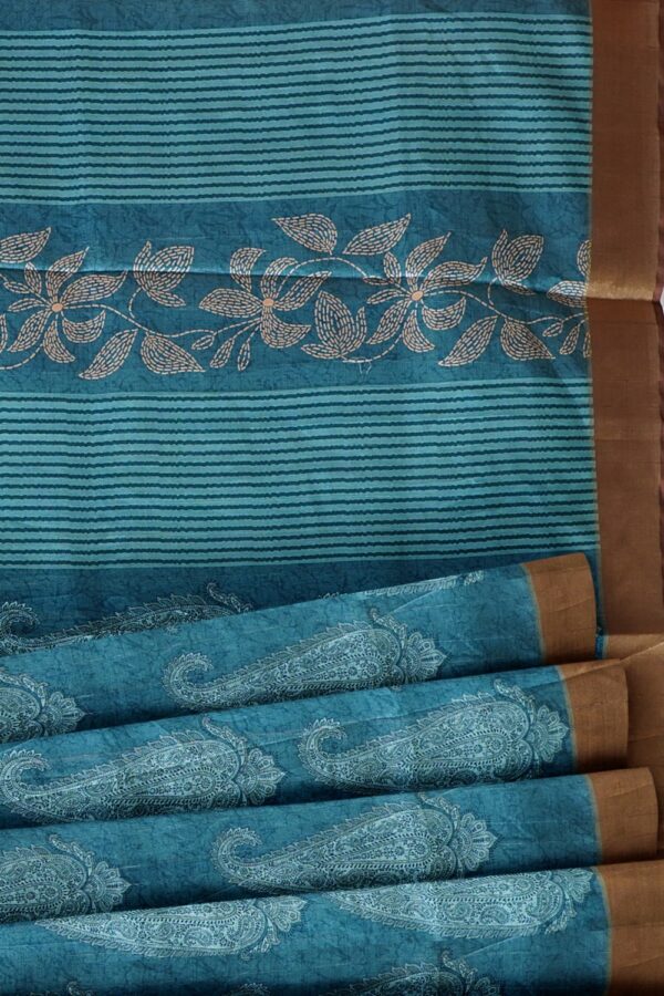 sri kumaran stores chentheri printed saree dodger blue saree with light cedar brown border 5