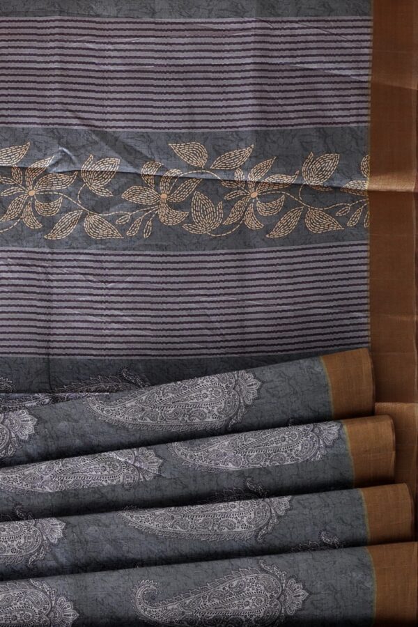 sri kumaran stores chentheri printed saree light slate gray saree with light cedar brown border 5