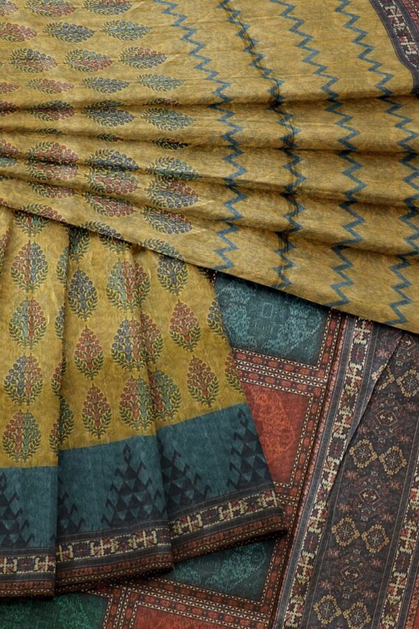 sri kumaran stores chentheri printed saree wheat color saree with steel blue border 4