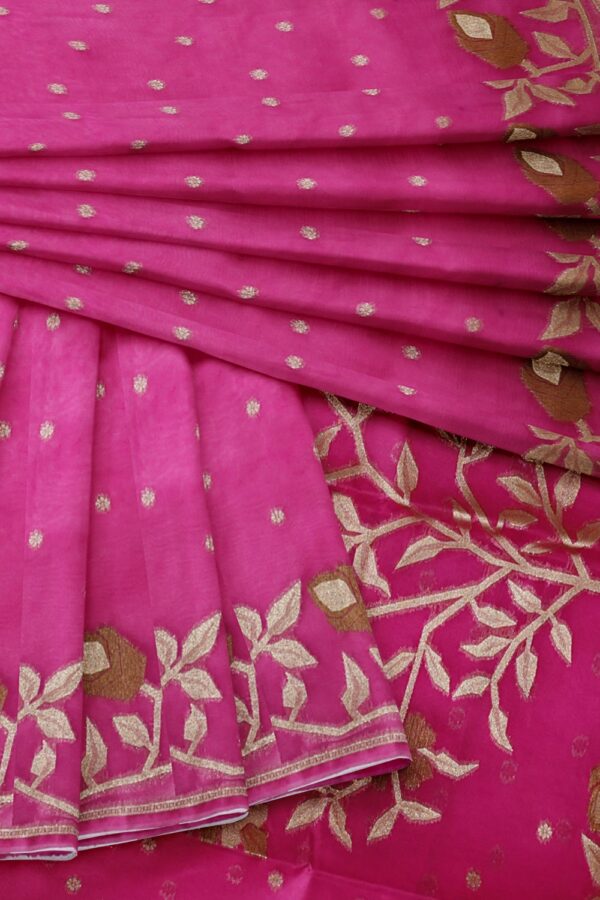 sri kumaran stores organza saree pink saree with zari work border and pallu 4