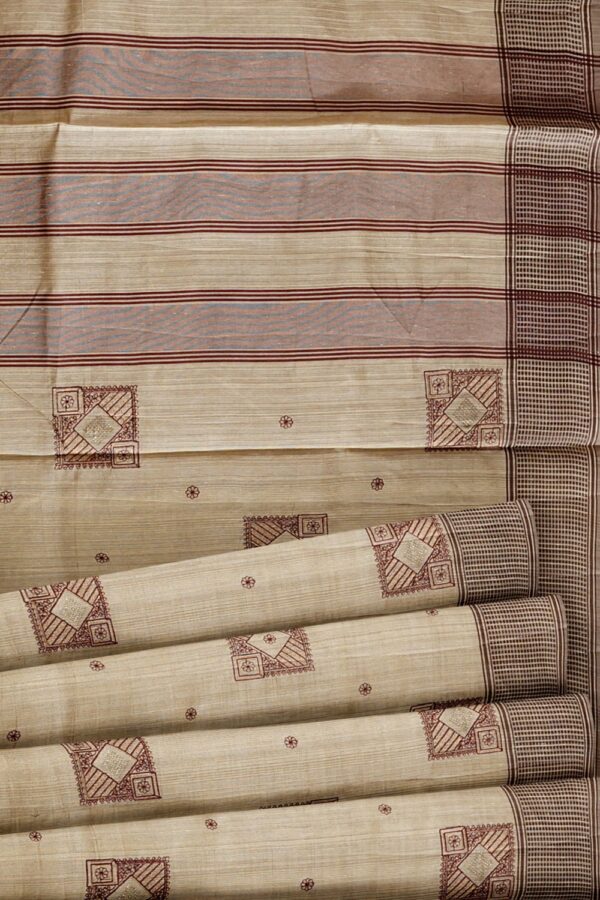 sri kumaran stores raw silk saree beige saree with dark brown checked border 5