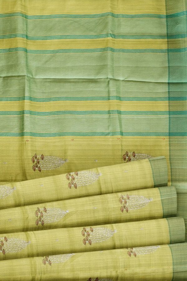 sri kumaran stores raw silk saree embroidered floral bunch design green saree 5