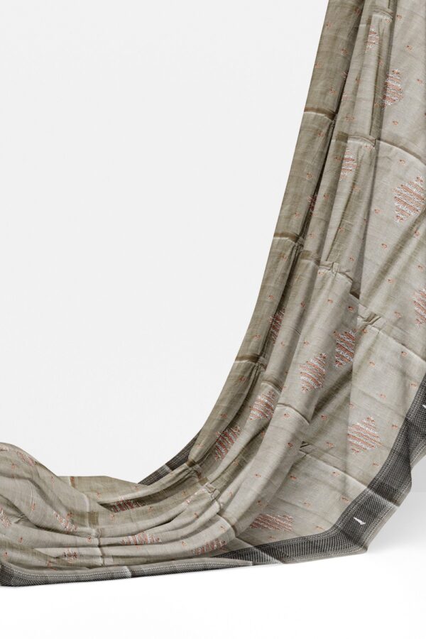 sri kumaran stores raw silk saree embroidered light gray color saree with black border 3