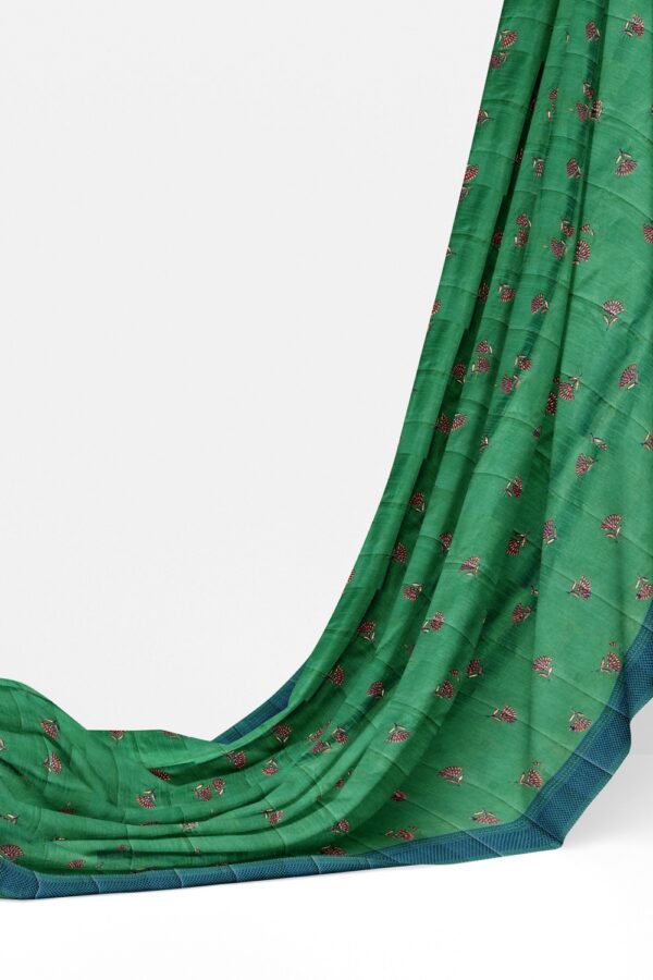 sri kumaran stores raw silk saree pine green saree with egyptian blue border 3
