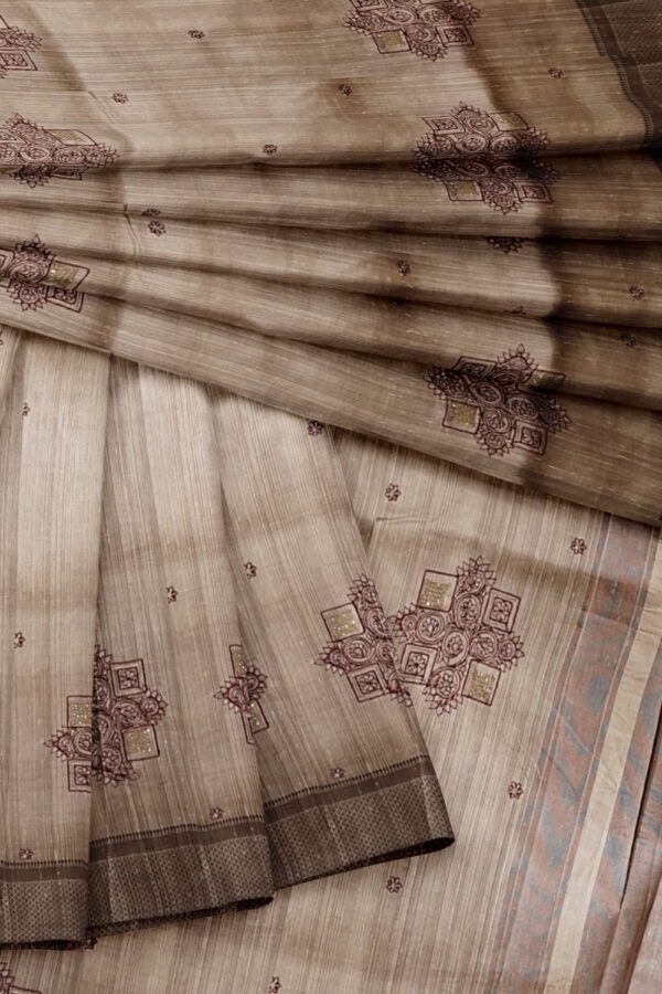 sri kumaran stores raw silk saree smoke color saree with pebble border 4