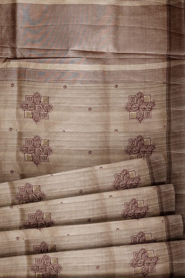 sri kumaran stores raw silk saree smoke color saree with pebble border 5