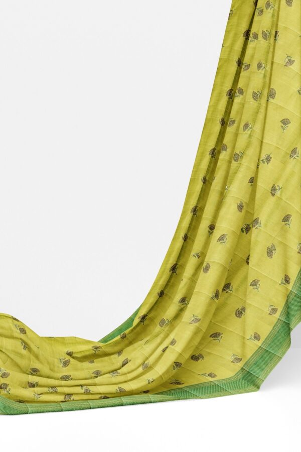 sri kumaran stores raw silk saree spring green saree with emerald green border 3