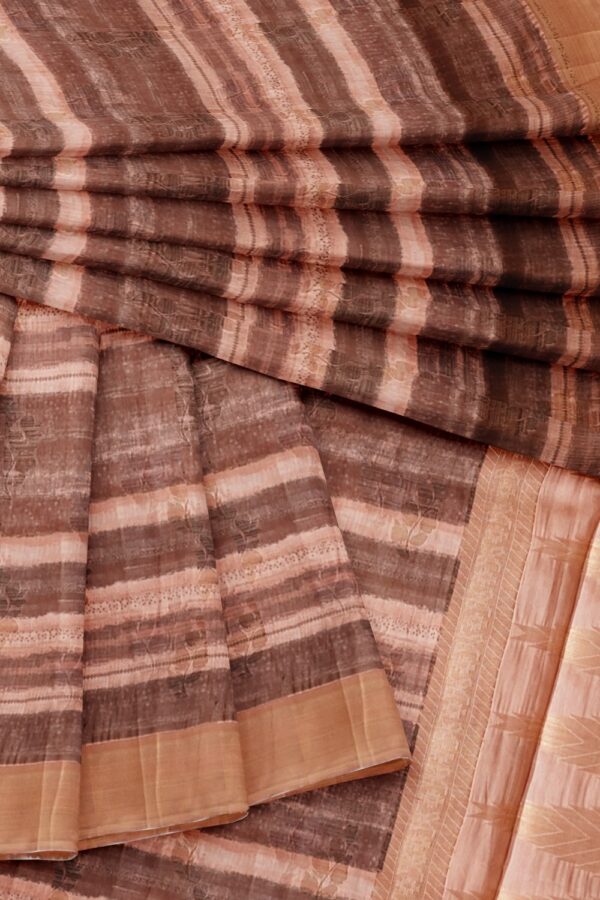 sri kumaran stores raw silk saree walnut brown and flamingo pink saree with peach border 4
