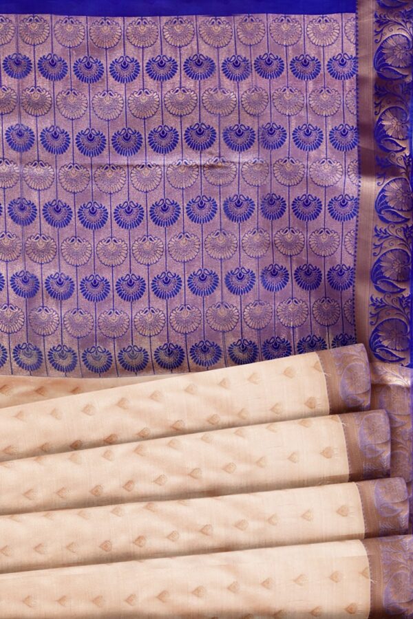 sri kumaran stores semi kanchipuram silk saree peachpuff color saree with ultramarine blue pallu 5