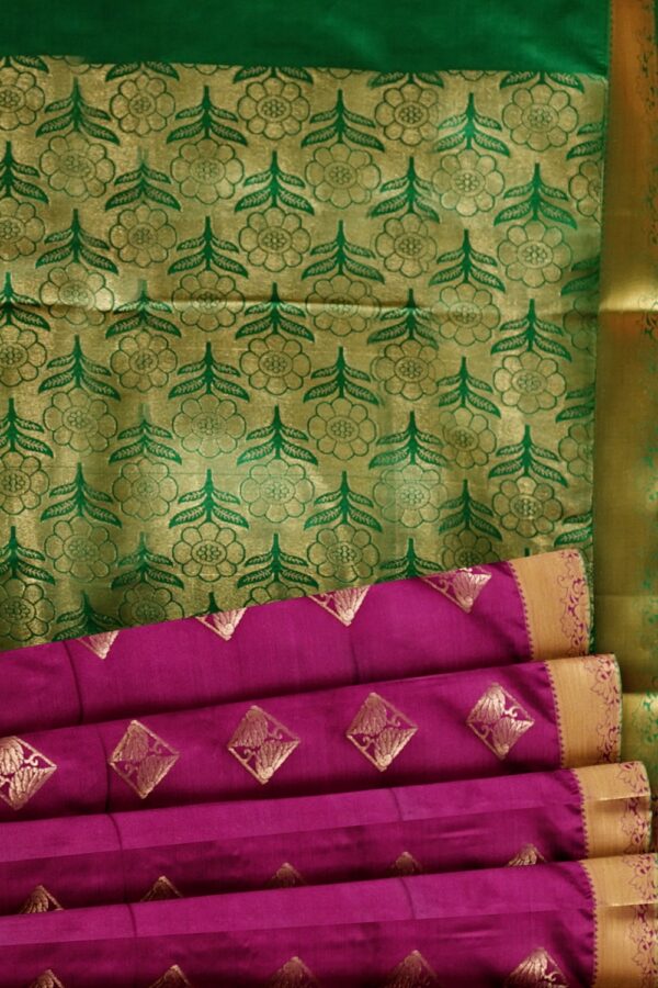 sri kumaran stores semi kanchipuram silk saree purple color saree with forest green border and pallu 5