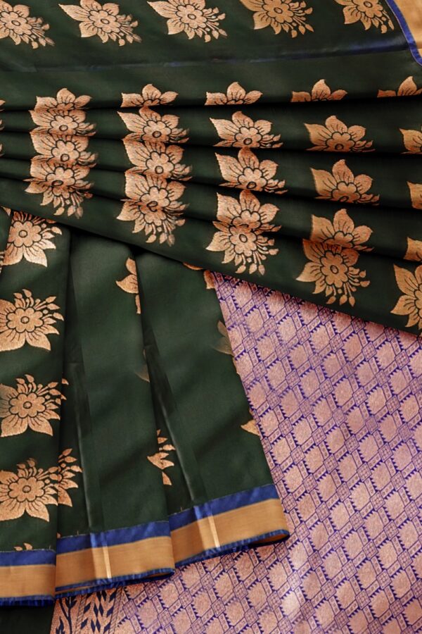 sri kumaran stores semi kanchipuram silk saree sacramento green saree with blue pallu 4
