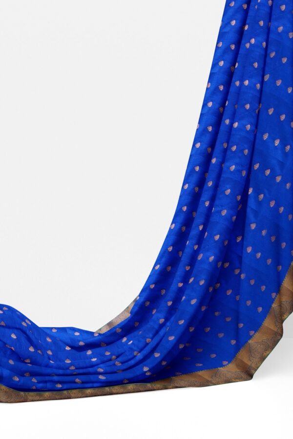 sri kumaran stores soft silk saree medium blue saree with light green pallu 3