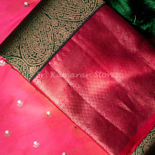 sri kumaran stores kanchipuram sarees dark green saree with red pallu 3