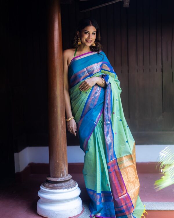 Sri kumaran stores instagram collection green saree with blue border 2