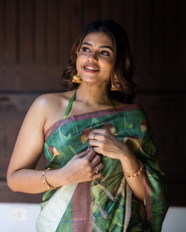 Sri kumaran stores instagram collection green saree with maroon border 4