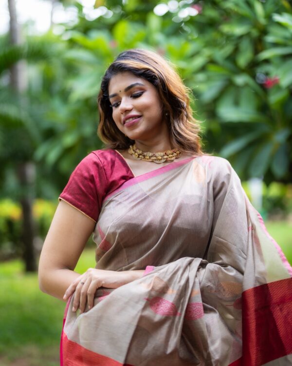 Sri kumaran stores instagram collection light brown with red border 4