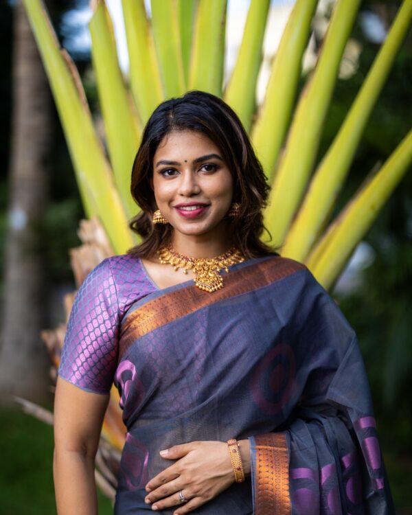 Sri kumaran stores instagram collection purple saree with copper border 4