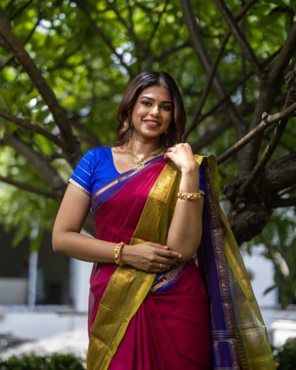 Sri kumaran stores instagram collection red saree with golden colour border 4