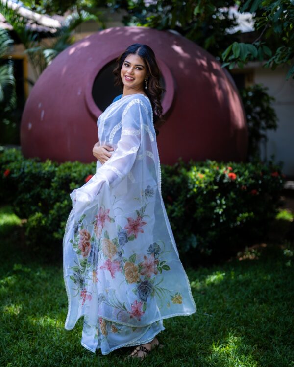 Sri kumaran stores instagram collection white saree with white border 2