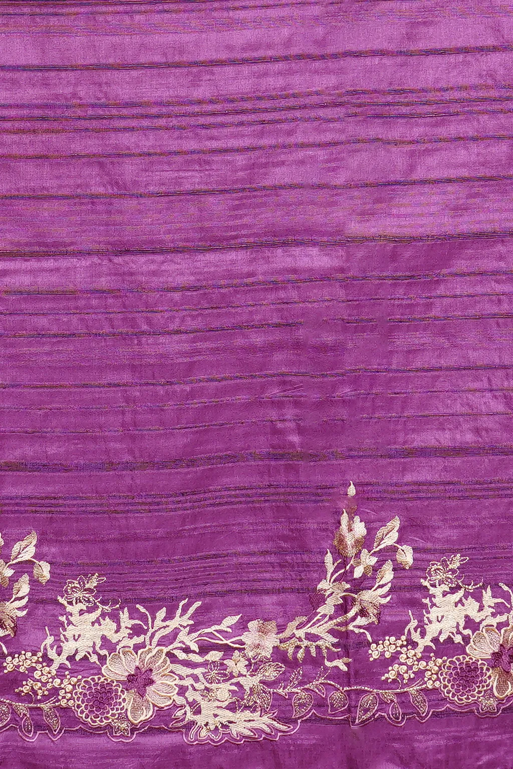 Magenta Semi Tussar Embroidered Saree - Image 4