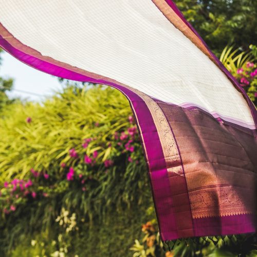 half-white-body-with-magenta-border-1.jpg