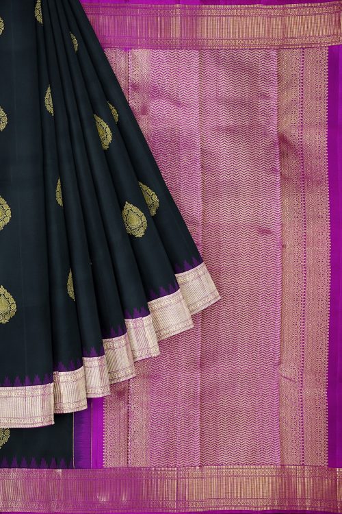 sri kumaran stores kanchipuram silk saree black saree with silver pink border 1