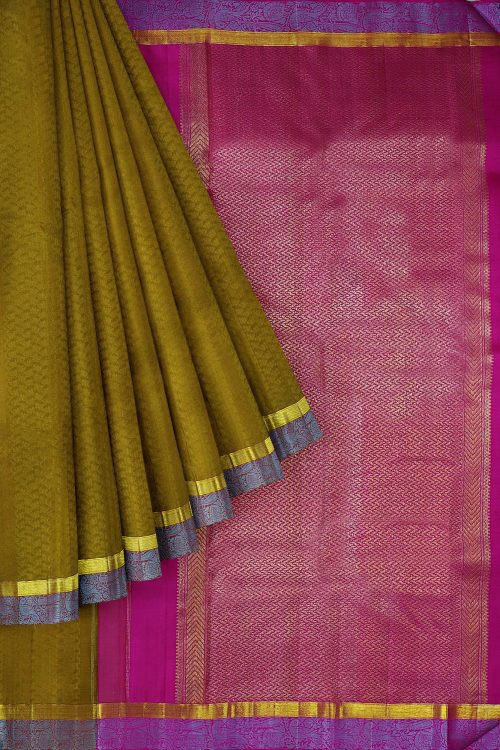 sri kumaran stores kanchipuram silk saree dark green saree with golden purple border 1