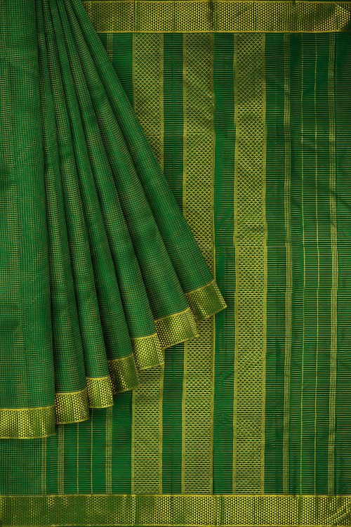 sri kumaran stores kanchipuram silk saree green saree with golden green border 1